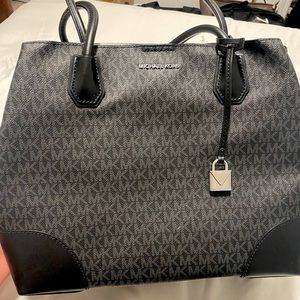 Large Michael Kors purse